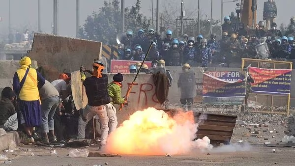 'Delhi Chalo' march postponed till Friday after death of young protester