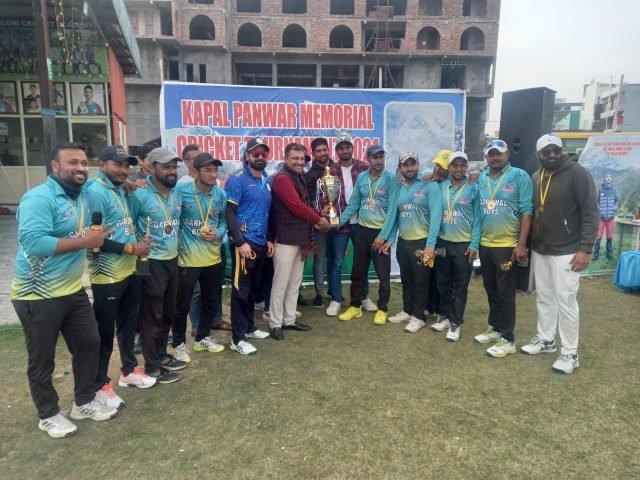 Martyr Kapil Panwar Memorial Cricket Tournament was concluded by Congress leader Abhinav Thapar by distributing prizes. Martyr Kapil Panwar Memorial Cricket Tournament was concluded by Congress leader Abhinav Thapar by distributing prizes.