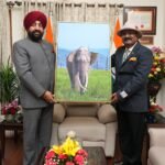 Chief Conservator of Forests, Uttarakhand Sameer Sinha made a courtesy call on the Governor