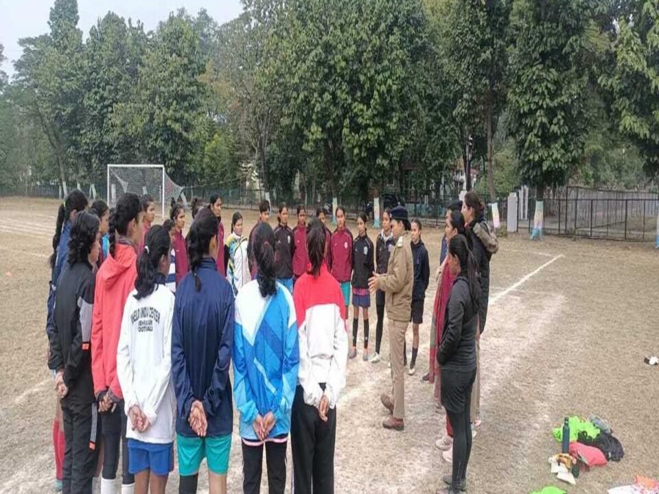 Complain about player harassment to women cell