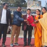 Blood donor Shiromani Anil Verma honoured with Education Department, Uttarakhand Award