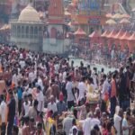 Crowd of devotees gathered at Shiva temples of Haridwar on Mahashivratri
