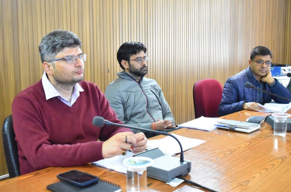 DM held a meeting regarding development of infrastructure and essential facilities in the summer capital area