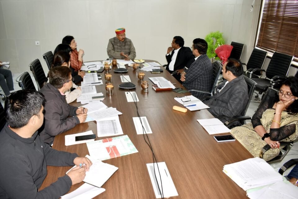 Panchayat buildings should be covered with internet connectivity Maharaj