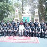 The Governor reached the Kumaon Regiment Center, honored the brave women and met the soldiers