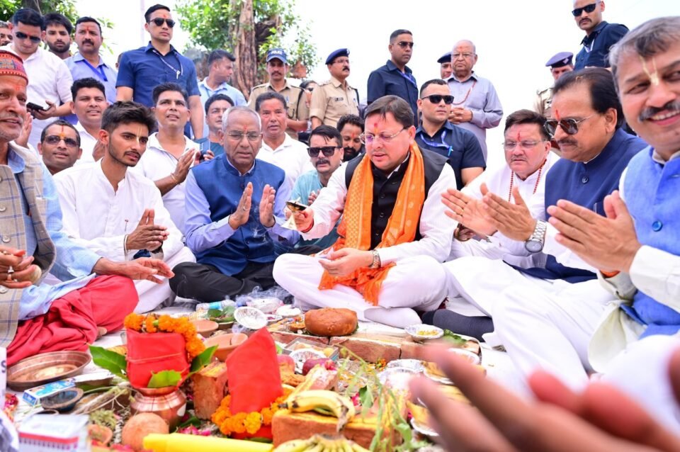 Chief Minister performed worship at the Pran Pratishtha Mahotsav at Kalu Siddha Temple in Haldwani