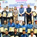 CM Dhami participated in the program organized at Parade Ground Dehradun on the occasion of International Olympic Day