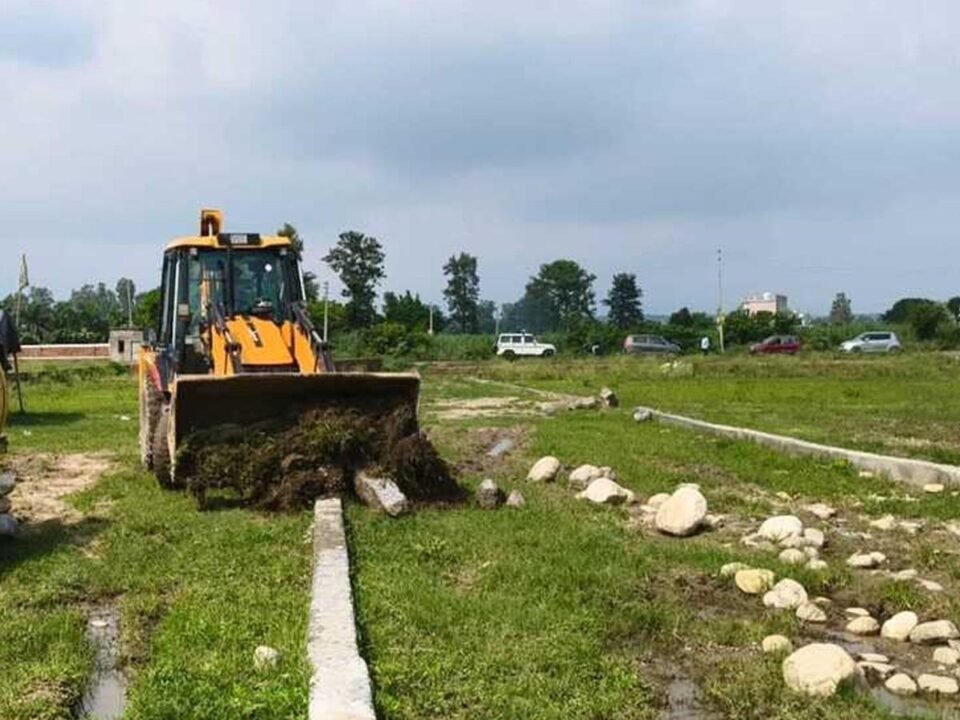 Administration becomes strict regarding illegal plotting and encroachment on government lands
