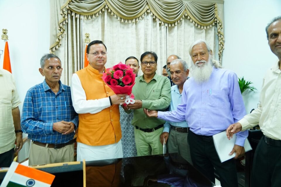 A delegation led by Dr Rakesh Kunwar, President of Nanda Devi Raj Jat Committee met Kam Dhami