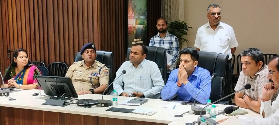 To keep Maa Ganga clean, a special cleanliness drive will be run on 26th July at all the ghats of Haridwar