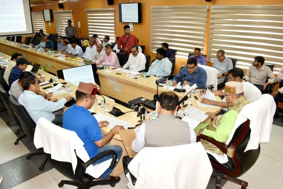 Departmental officers should be alert regarding monsoon season: Maharaj