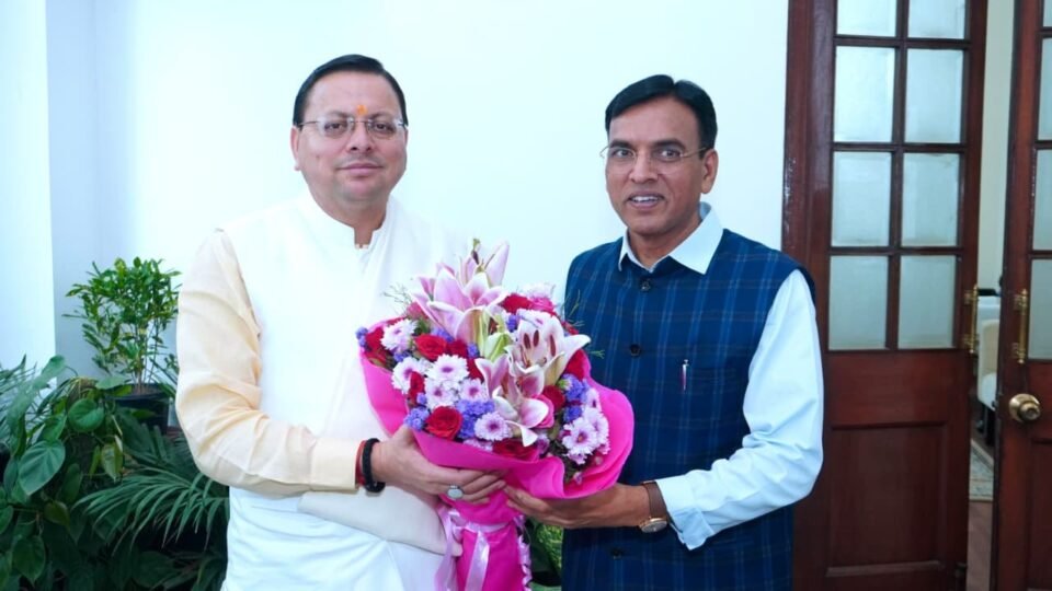 CM Dhami met Union Minister of Youth Affairs and Sports Dr. Mansukh Mandaviya in New Delhi