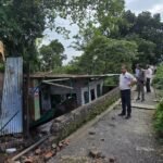 Illegal construction on government land demolished; district administration's crackdown on encroachment continues