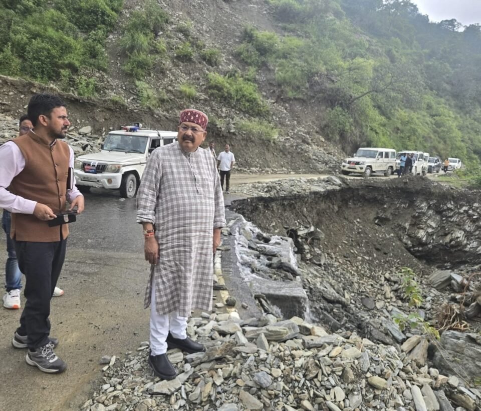 Maharaj inspected Nimoliya Gadera
