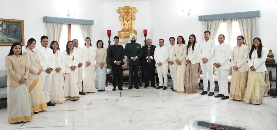 Trainee judicial officers made a courtesy visit to the Governor
