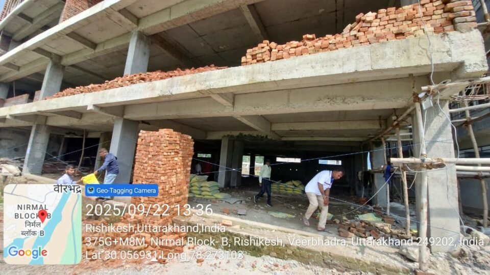 MDDA takes major action against illegal construction, seals multi-storey building in Rishikesh