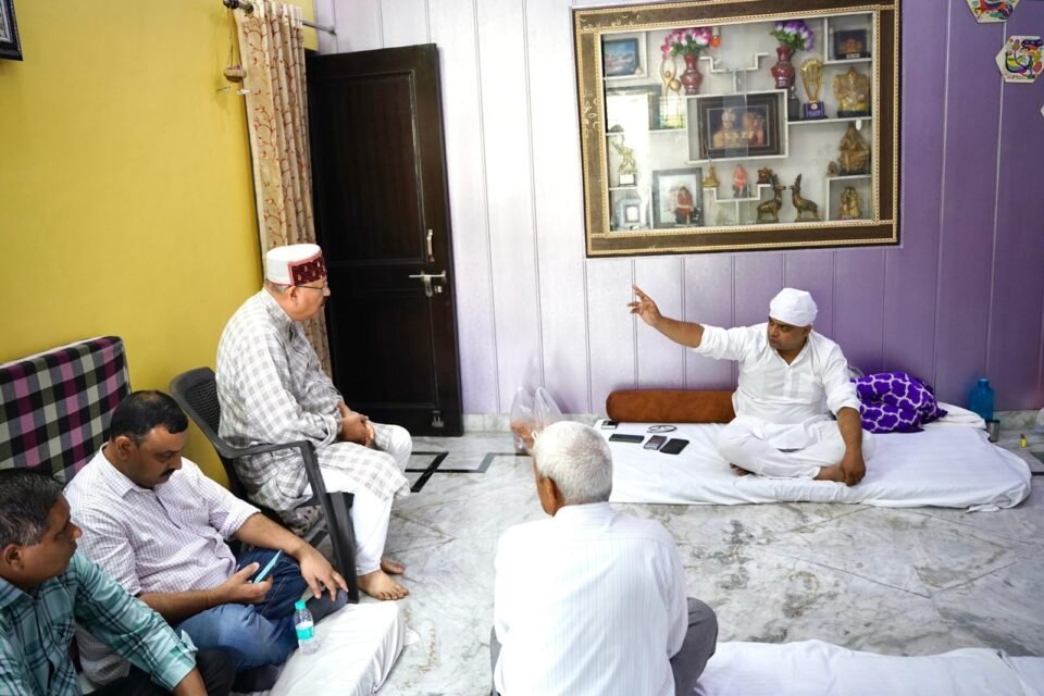 Maharaj expressed grief over the death of journalist Pankaj Panwar's wife.