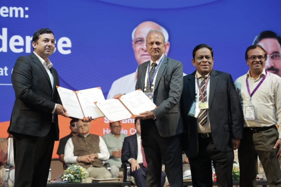 Historic MoU signed between THDC India Limited and Government of Gujarat for 2,210 MW Anjan Kund Pumped Storage Project