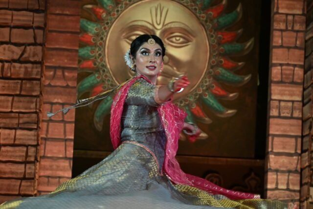 Renowned Kathak dancer Shinjini Kulkarni's dance-melody brings devotional heritage to life