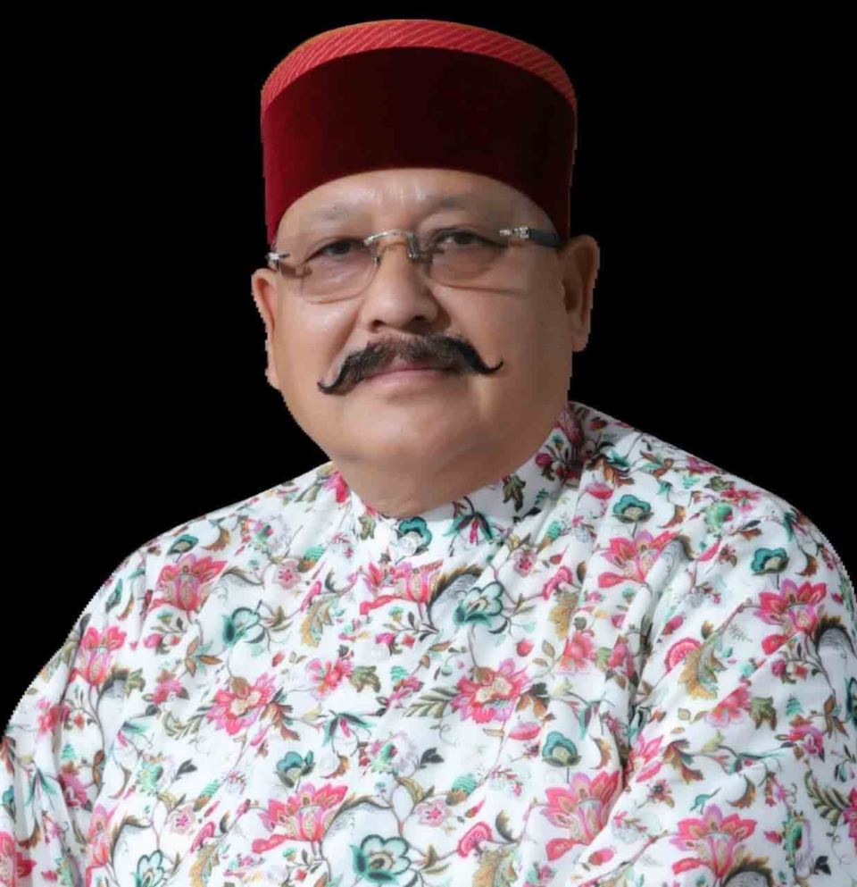 Maharaj presented a document of the government's achievements.