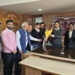 Red Cross delegation met the District Magistrate and put forward suggestions on various public interest issues.