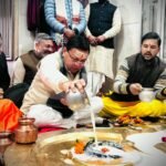 Chief Minister Dhami offered prayers at Daksheshwar Mahadev Temple and also visited the Siddhapeeth Hanumangarhi Temple.