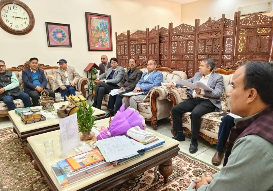 Public suggestions will be taken for the construction of tunnel on Pauri-Srinagar NH Dr. Dhan Singh Rawat