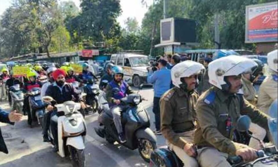 A road safety rally was held in Dehradun.