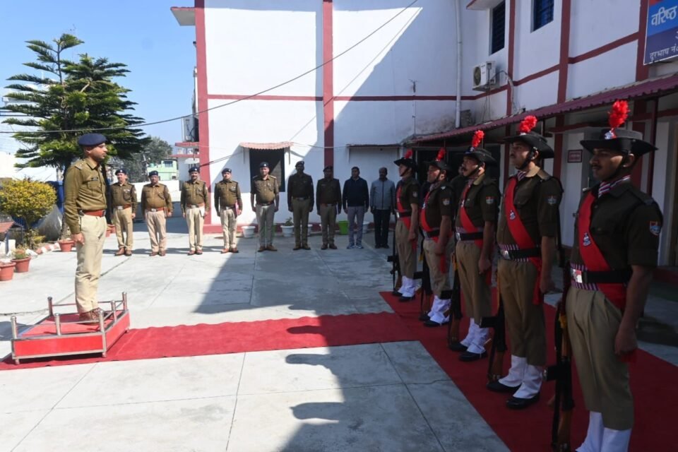 Chandrashekhar R Ghodke took over the responsibility of Senior Superintendent of Police, Almora.