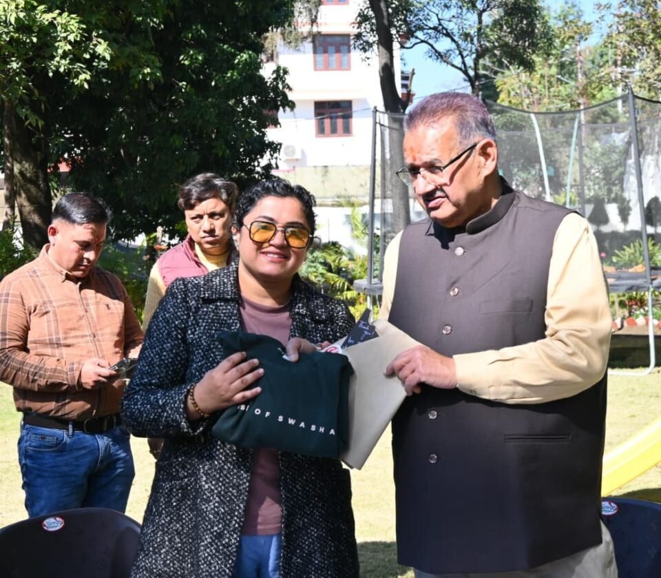 The co-founder of House of Swasha met with Agriculture Minister Ganesh Joshi and presented him with garments made from bamboo.