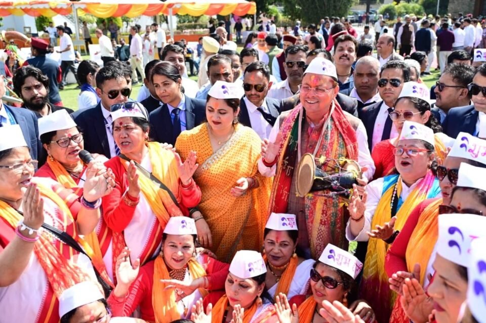 Holi colours shine at CM residence amidst the tunes of folk songs