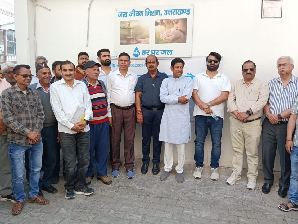 Contractors staged a sit-in protest at the Jal Jeevan Mission office.