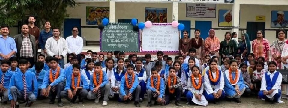 Departmental Minister Dr. Rawat extended his best wishes to the newly admitted students.