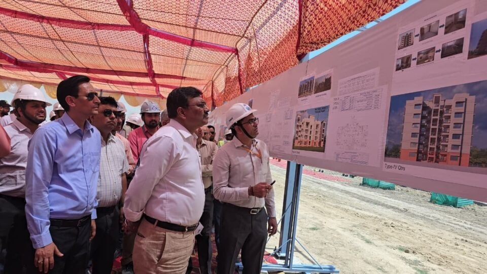 The Chief Secretary conducted an on-site inspection of the Pantnagar Airport expansion project.