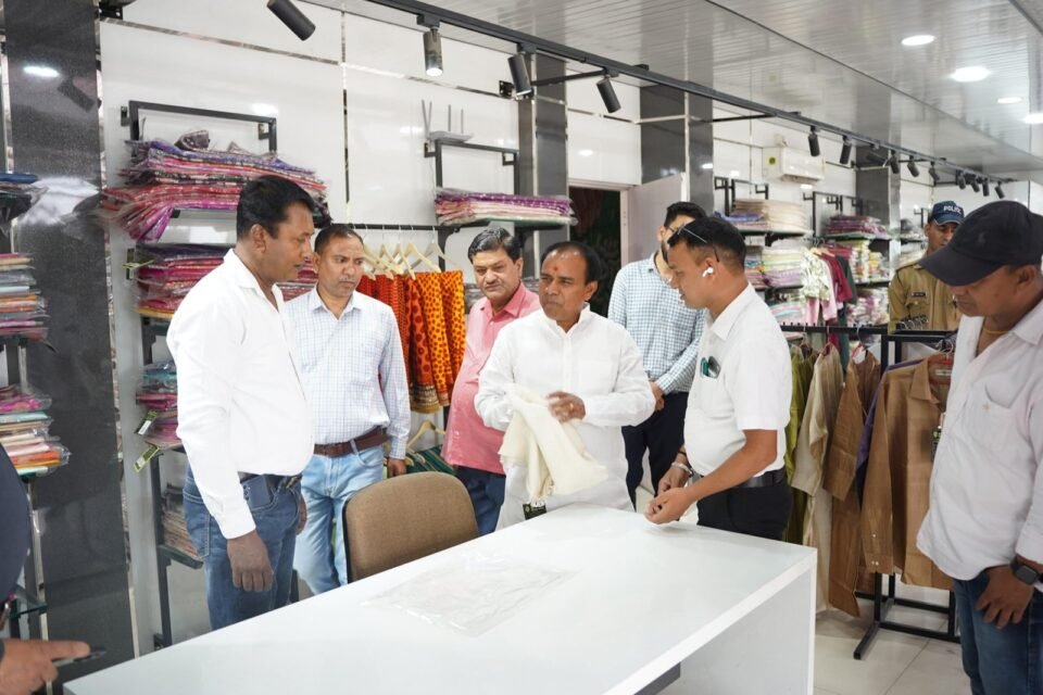 'Doon Silk' Brand, Established on a Global Scale, Holds a Distinct Identity Dr. Dhan Singh Rawat
