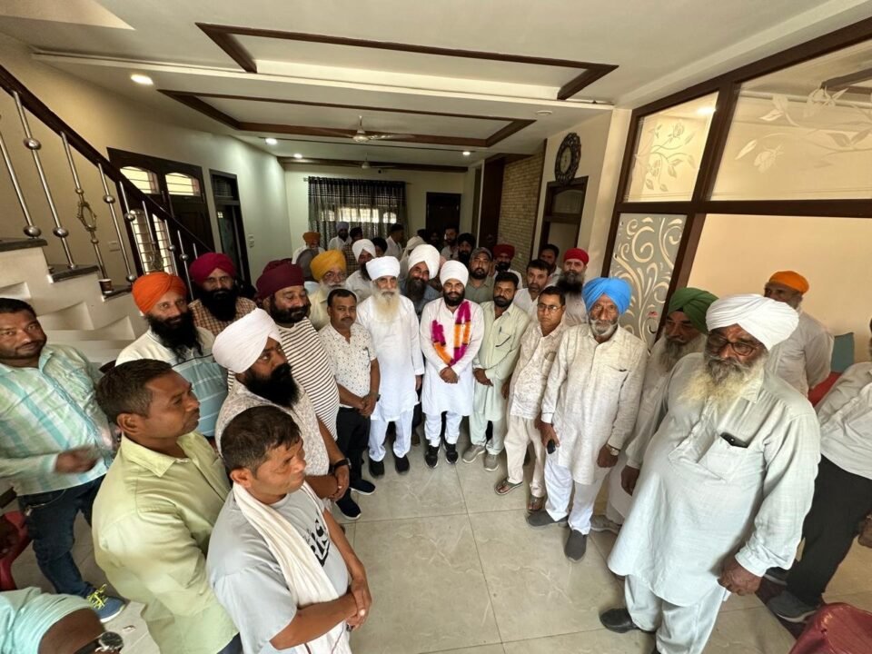 Grand welcome for Ranjeet Singh Namdhari upon his appointment as Vice-Chairman of the Uttarakhand Animal Welfare Board and Minister of State.