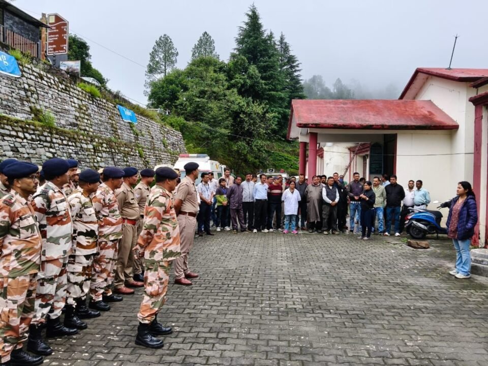 Almora Police fully prepared to tackle monsoon-related disasters; joint mock drill conducted across the district involving Police, SDRF, Fire Services, and other departments.