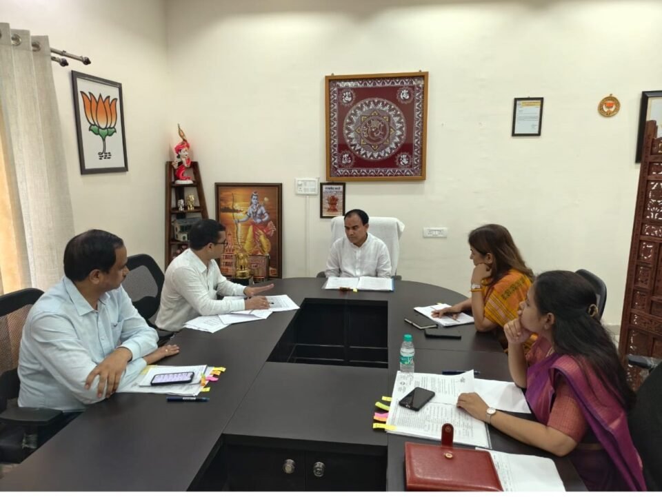 Education Minister reprimands officials over unspent Samagra Shiksha budget.