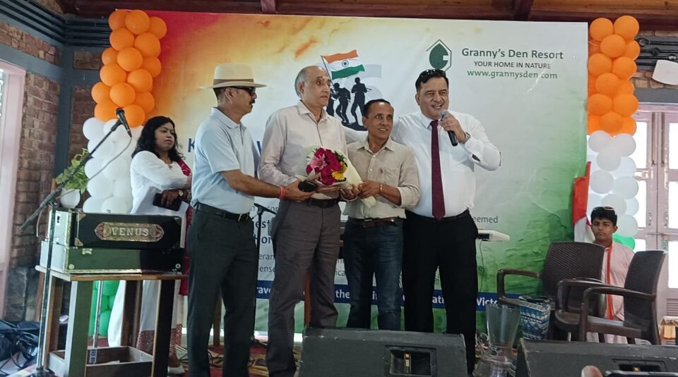 Heartfelt tribute paid to martyrs on Kargil Vijay Diwas at Granny’s Den Resort.