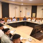 Kumaon Commissioner inspects remedial works at the Kwarab slide zone; issues instructions regarding quality and timeliness.