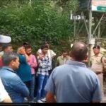 Salt Police raised awareness among villagers about cyber fraud.
