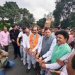 The Chief Minister inaugurated the much-awaited Dhangadhi bridge near Mohan; the plains, along with the Kumaon and Garhwal regions, will benefit.