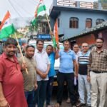 The Congress staged a protest and burned the government's effigy over issues related to health and education.