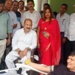 MLA Jeena turns 59; celebrates birthday with party workers.