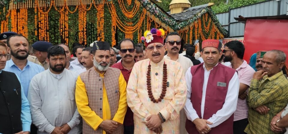Religious Affairs Minister Satpal Maharaj arrived at Pashmi village in Shillai, Sirmaur.