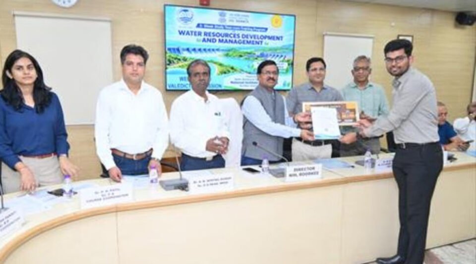 26 engineers from Maharashtra underwent training in water resource management at NIH Roorkee.